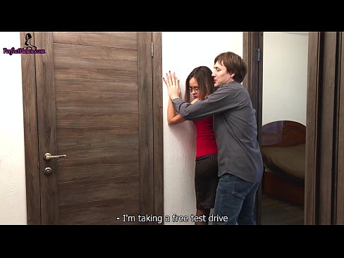 ❤️ ሴክሲ ሪልቶር በስሜታዊነት እምሷን ትናገራለች እና አፓርታማዋን ስትሸጥ ትበዳለች - Krempai ❤  በእኛ ❌️